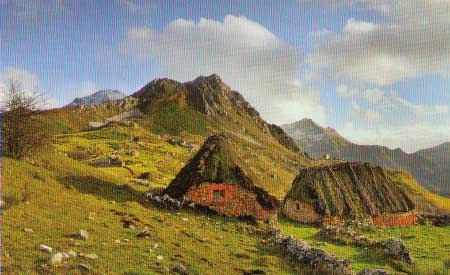 Teitos en Somiedo (Asturias-Espa&ntilde;a)