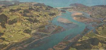 Vista a&eacute;rea de la r&iacute;a de Villaviciosa (Asturias)